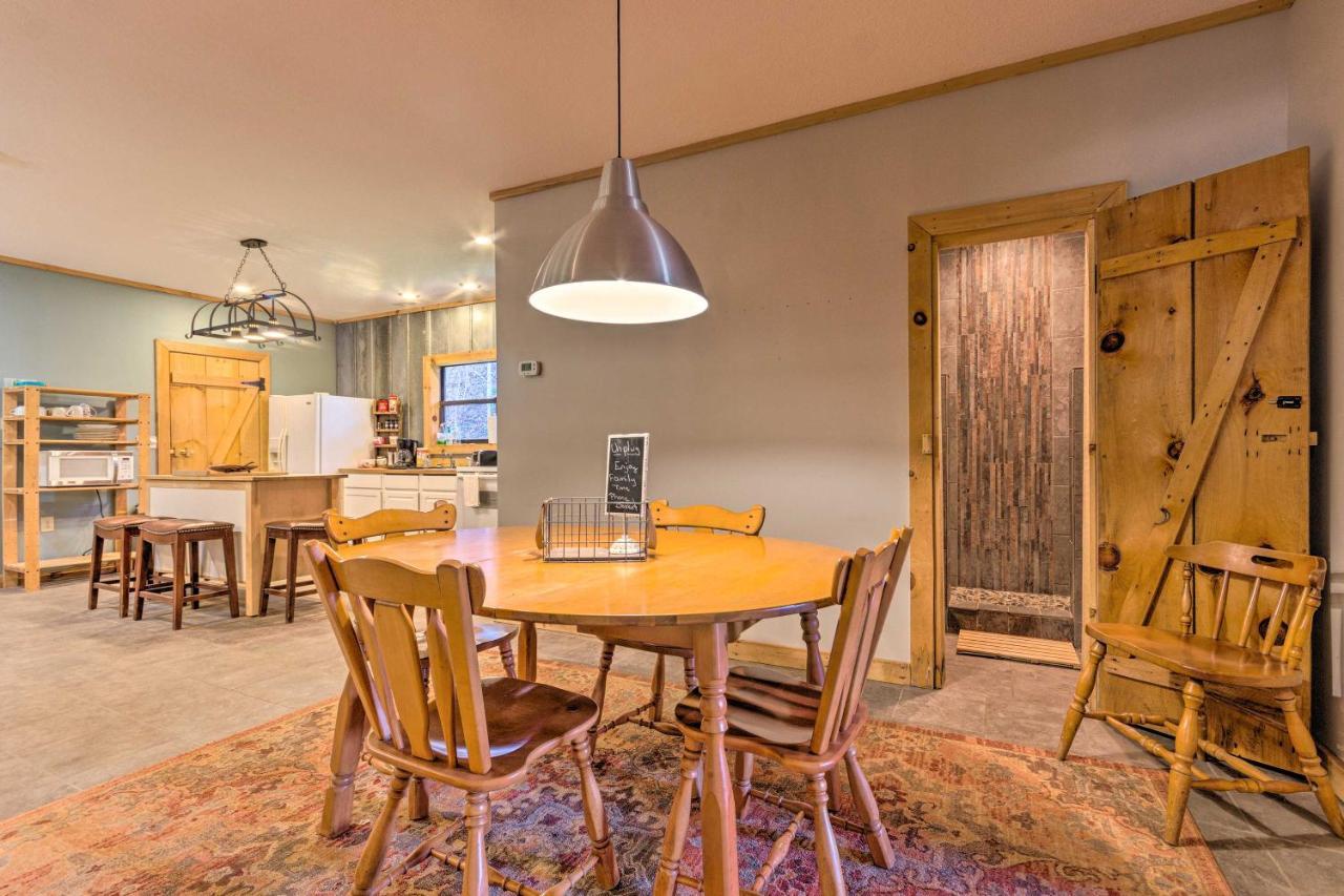 Pet-Friendly Blue Ridge, Cherokee Forest Retreat! 그린빌 외부 사진