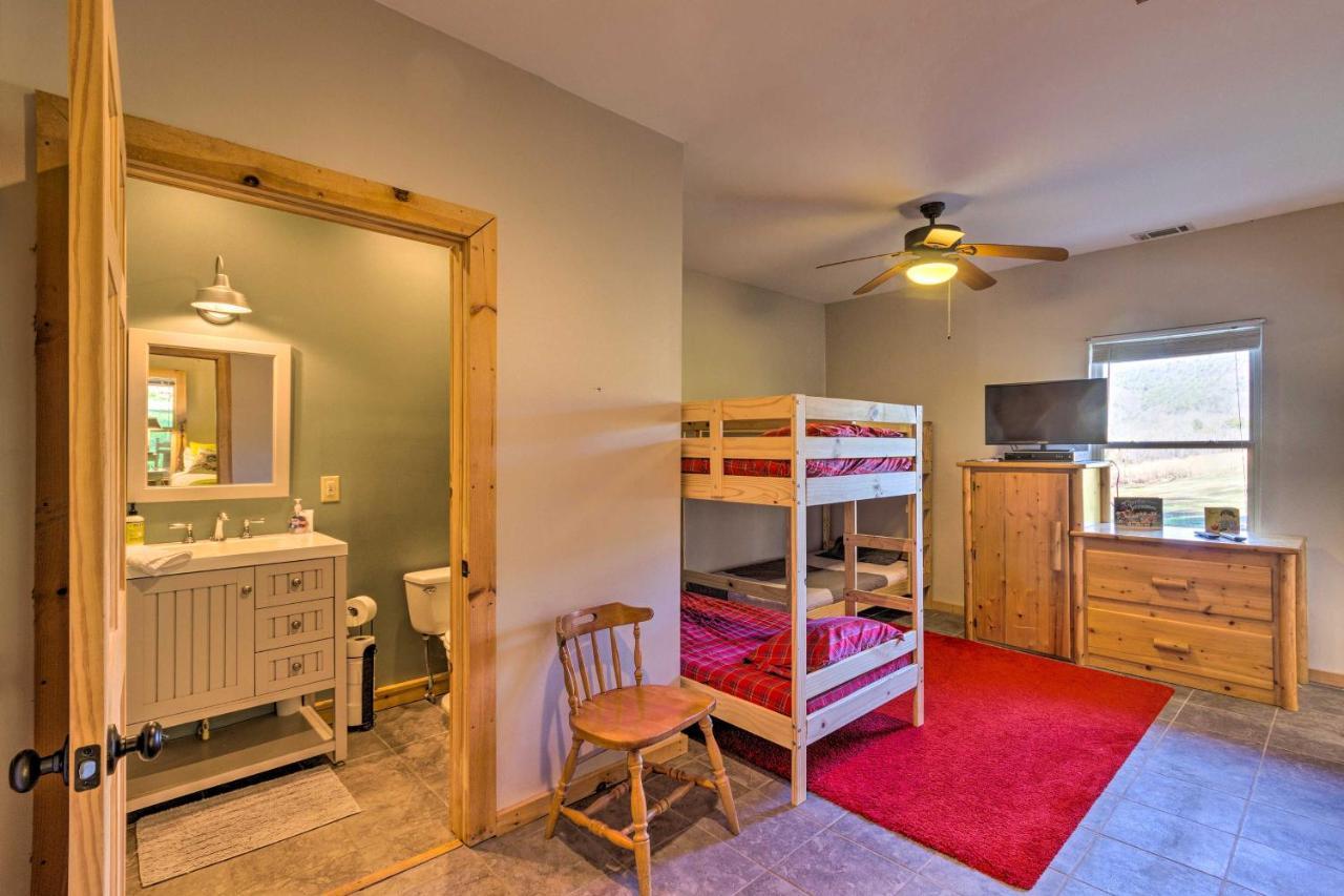 Pet-Friendly Blue Ridge, Cherokee Forest Retreat! 그린빌 외부 사진